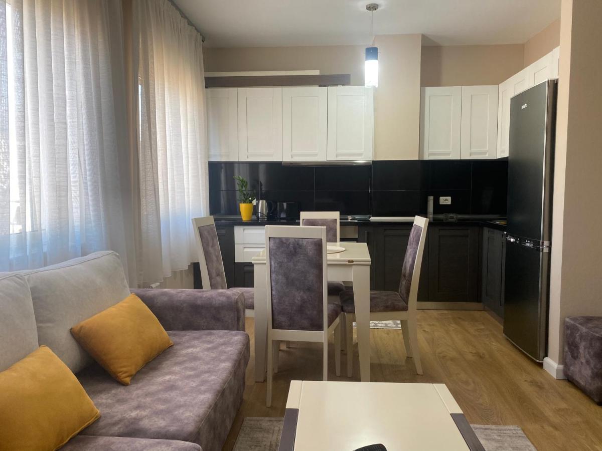 Tirana New Bazaar-Apartment 1 Esterno foto