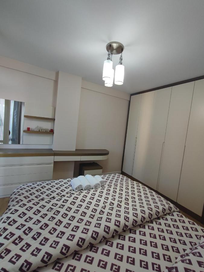 Tirana New Bazaar-Apartment 1 Esterno foto